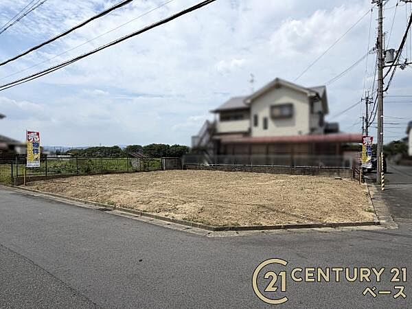 ■現地撮影写真■ 建築条件なし土地のため、ご希望の工務店・ハウスメーカーで建築いただけます。