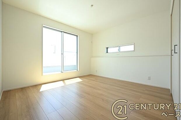 ■現地撮影写真■日当たりのよい明るい雰囲気の洋室です!