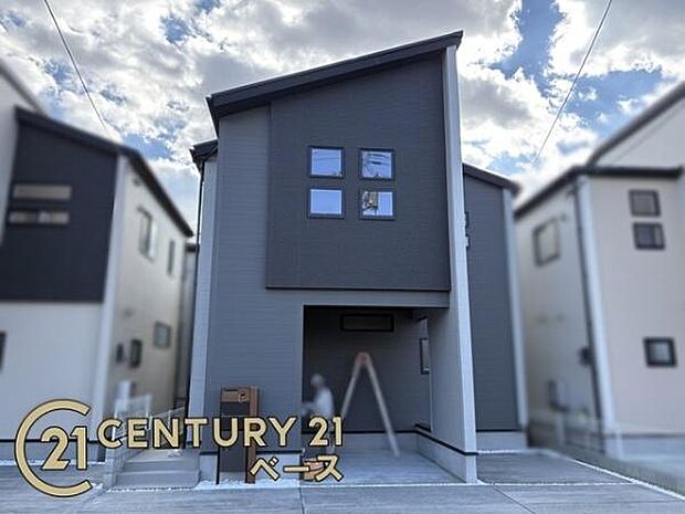 ■現地撮影写真■コンビニまで徒歩約8分!毎日のお買い物も楽々です!