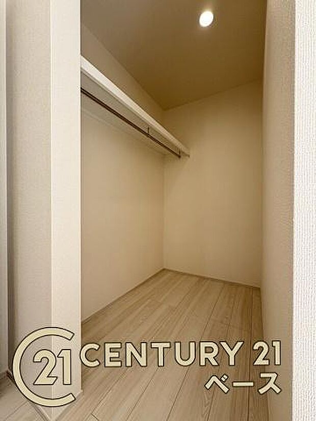 ■現地撮影写真■広々WICスペース完備!