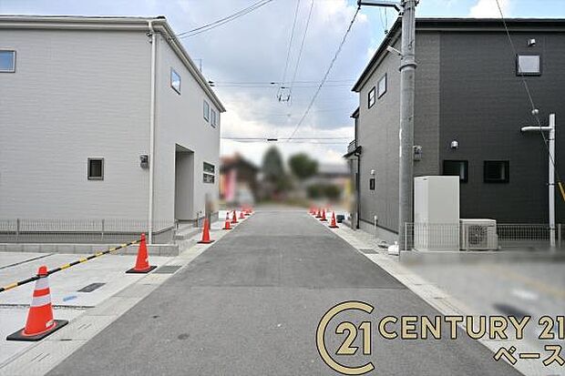 ■現地撮影写真■コンビニが徒歩圏内に近接しています。