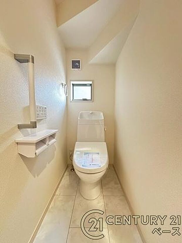 ■現地撮影写真■1・2階ともに清潔感ある綺麗なお手洗を完備!