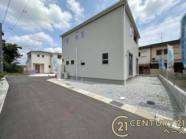 ■現地撮影写真■小・中学校が徒歩圏内に近接!お子様の通学も安心のエリア!