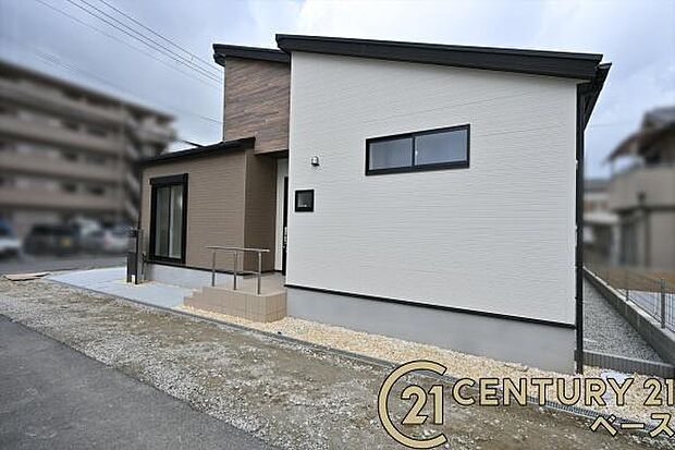 ■現地撮影写真■スーパーが周辺に近接していますので、毎日のお買い物も楽々です!