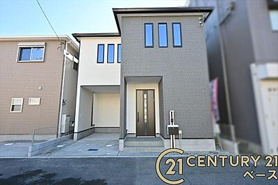 外観:■現地撮影写真■次世代省エネルギーSランク基準等級4をクリアしたお家です!グラスウールでお家丸ごと断熱!お気軽にお問い合わせください!■ 外観:■現地撮影写真■次世代省エネルギーSランク基準等級4をクリアしたお家です!グラスウールでお家丸ごと断熱!お気軽にお問い合わせください!■