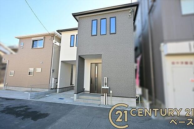 ■現地撮影写真■コンビニが周辺に近接していますので、毎日のお買い物も楽々です!