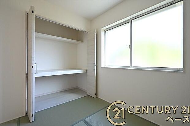 ■現地撮影写真■和室にも収納スペース完備!