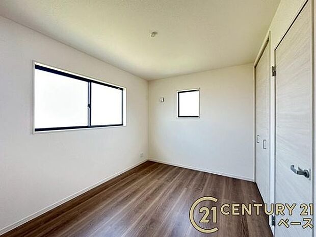 ■現地撮影写真■日当たりのよい明るい雰囲気の洋室です!