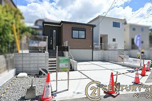 ■現地撮影写真■小学校が徒歩7分！子育て家族も安心のエリア！