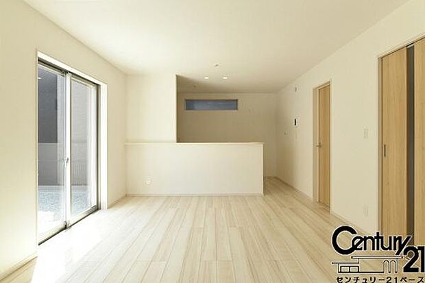 ■居室のサッシにはLOW-Eペアガラスを採用!高い断熱性による省エネと結露対策に有効です!■