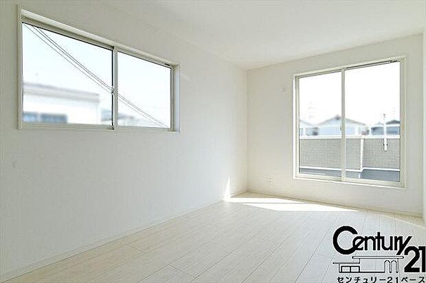 ■日当たりのよい明るい雰囲気の洋室です!■