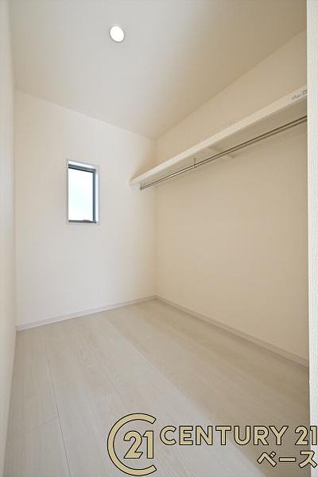 ■広々としたWCLを完備!大きな荷物も楽々収納!■