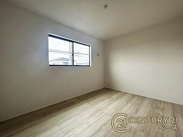 ■日当たりのよい明るい雰囲気の洋室です!