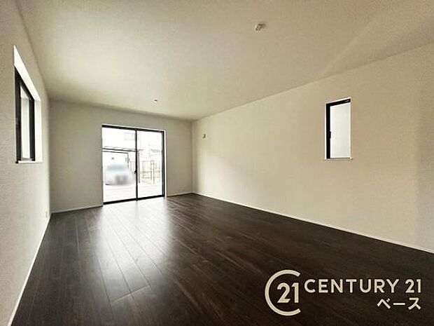 ■家計と環境に優しい!一部窓には断熱性・保温性に優れたペアガラスを使用しています!■