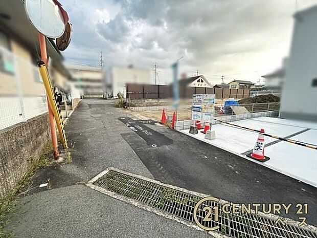 便利な幹線道路沿いです!