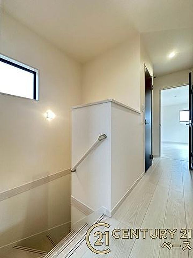 ■現地撮影写真■こちらは2階廊下部分です!