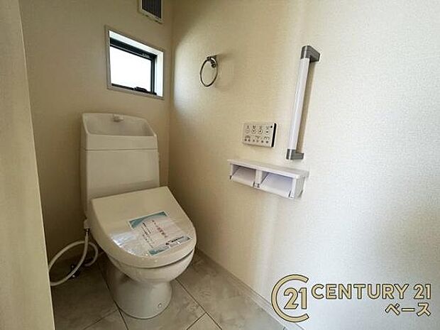 ■フチなし&トルネード洗浄でお掃除も楽らく!ウォシュレット付きです!■