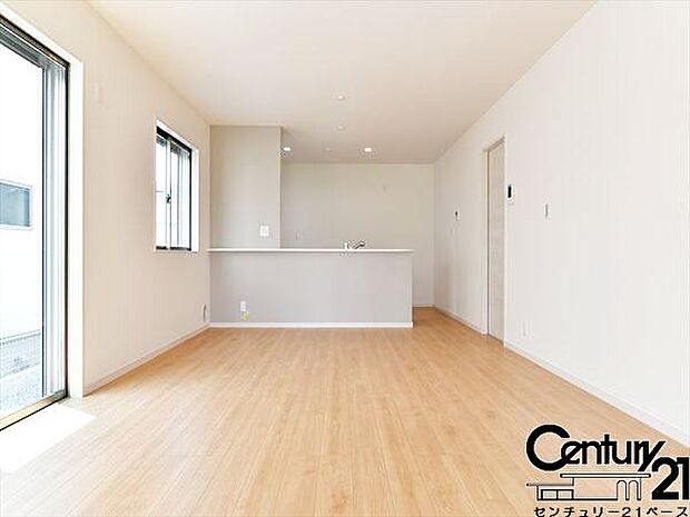 ■ペアガラス使用で結露の心配もありません!■