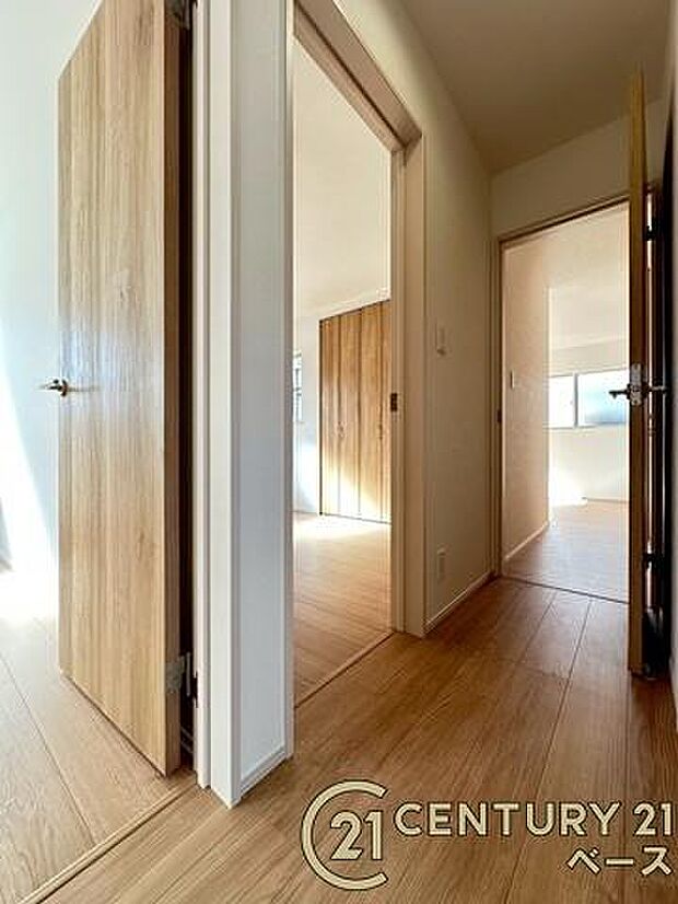 ■現地撮影写真■こちらは2階廊下部分です!