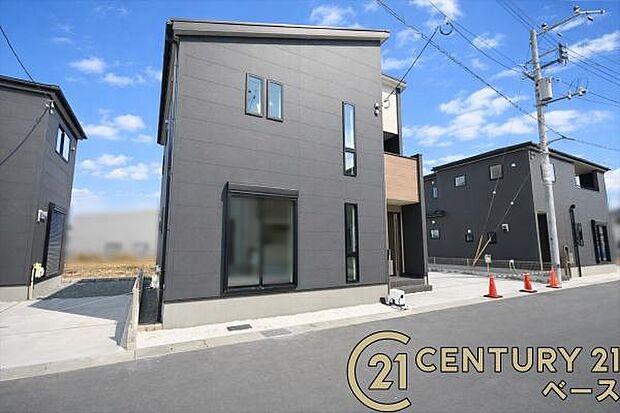 ■現地撮影写真■小学校が徒歩2分に近接!子育て家族も安心のエリア!