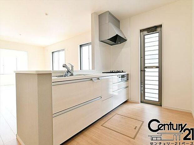 ■収納力と使いやすさを追求したシステムキッチンです!■