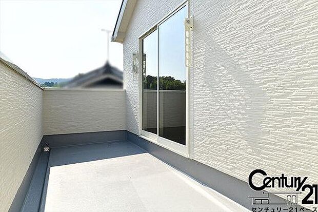 ■≪同仕様写真≫■日当たりのよいバルコニー!洗濯物もよく乾きます!■