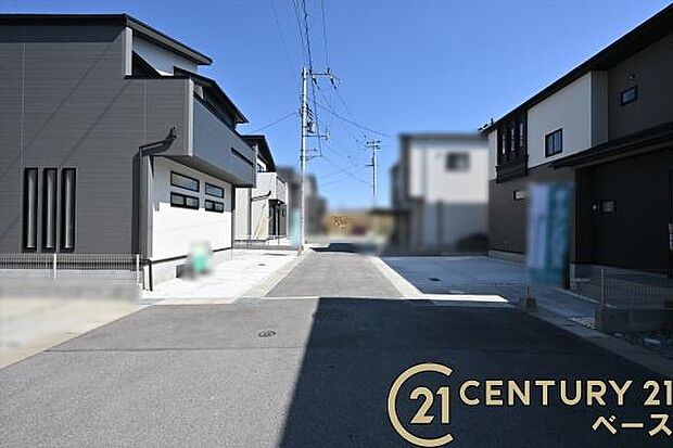 ■現地撮影写真■コンビニが徒歩圏内に近接しています。