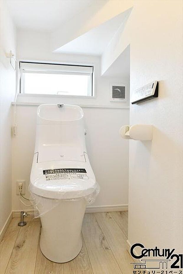 ■ウォシュレット完備!トルネード洗浄・フチなし形状でお手入れも楽々ですね!■