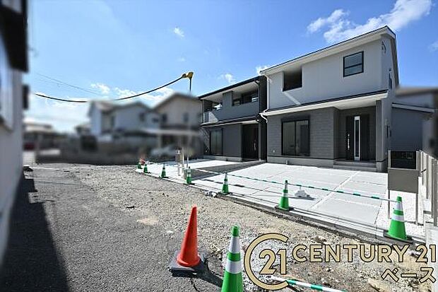 ■現地撮影写真■コンビニが徒歩圏内に近接しています。