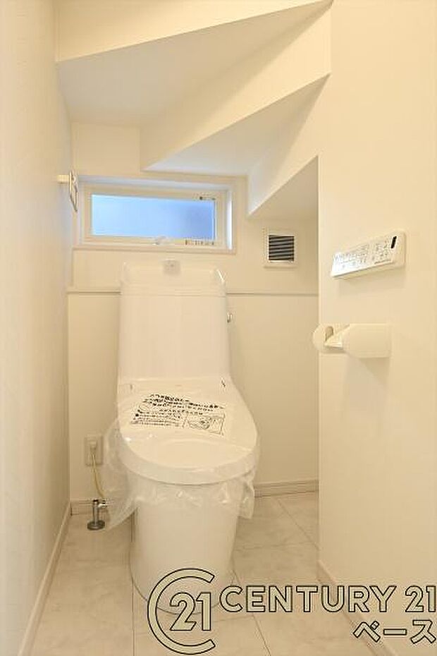 ■ウォシュレット完備!トルネード洗浄・フチなし形状でお手入れも楽々ですね!■