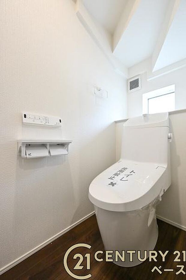 ■現地撮影写真■1・2階ともに清潔感ある綺麗なお手洗を完備！