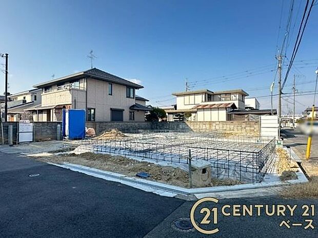 ■現地撮影写真■耐震等級3の地震に強安心の邸宅！雨で汚れを洗い流してくれるセルフクリーニング機能付き外壁！お気軽にお問い合わせください！