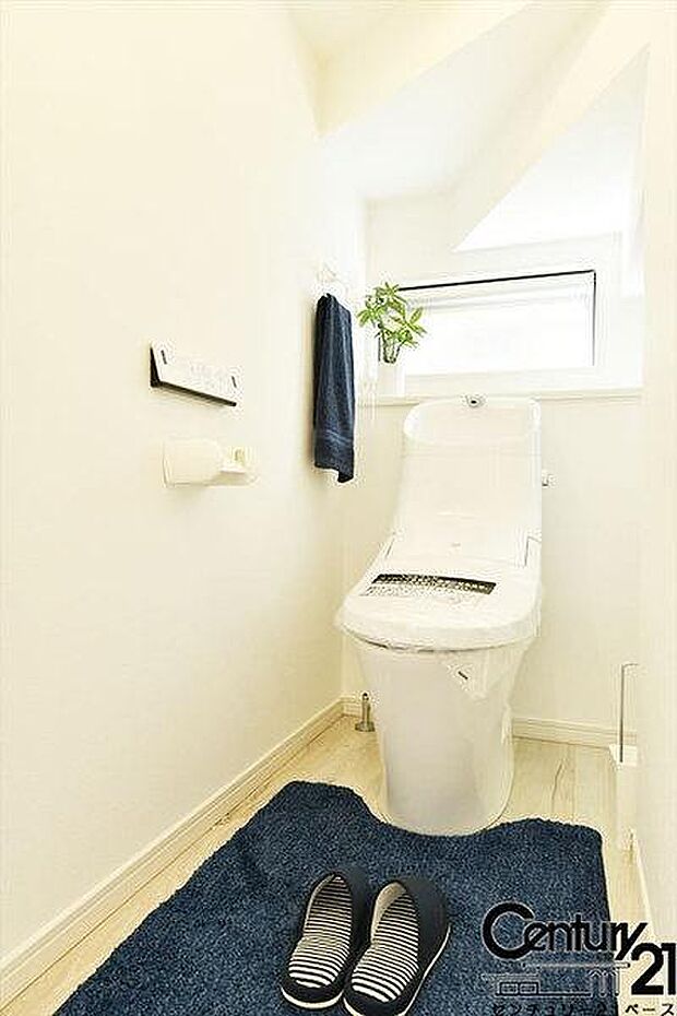 ■ウォシュレット完備!トルネード洗浄・フチなし形状でお手入れも楽々ですね!■