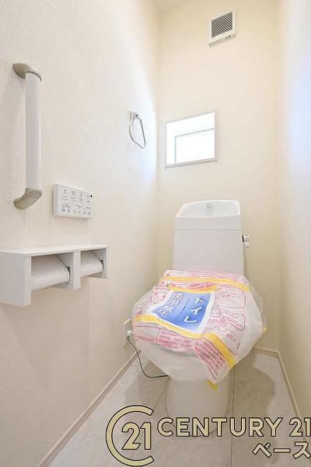 ■現地撮影写真■1・2階ともに清潔感ある綺麗なお手洗を完備!