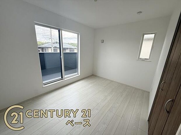 ■現地撮影写真■日当たりのよい明るい雰囲気のお部屋!