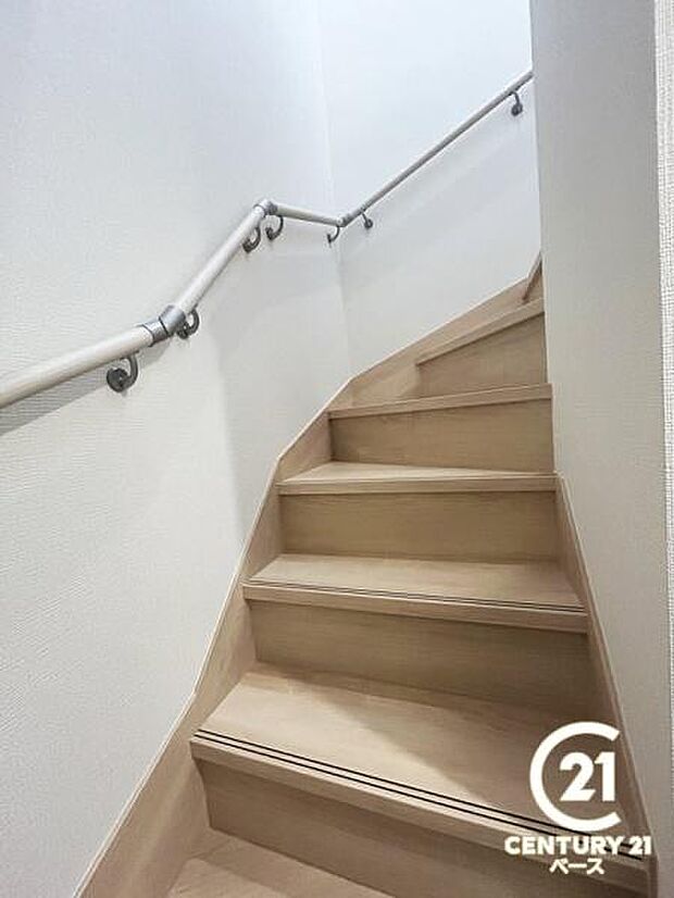 こちらは階段になっております。