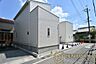 その他：■現地撮影写真■前面道路も広々としていて安心！