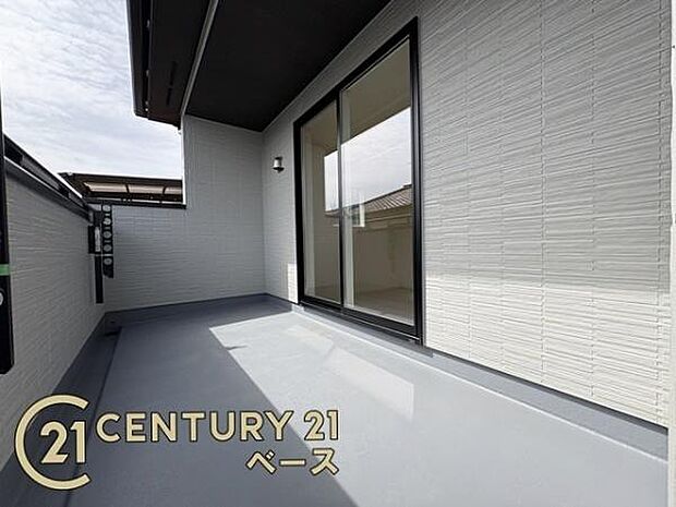 ■現地撮影写真■開放感あふれるバルコニー!