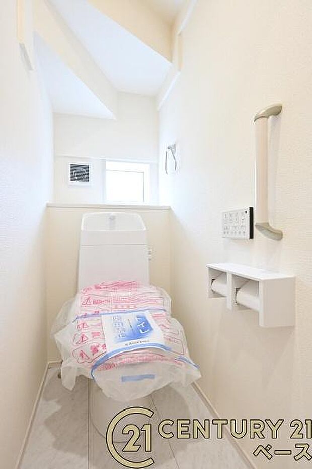 ■現地撮影写真■1・2階ともに清潔感ある綺麗なお手洗を完備!