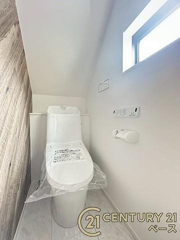 ■現地撮影写真■1・2階ともに清潔感ある綺麗なお手洗を完備!