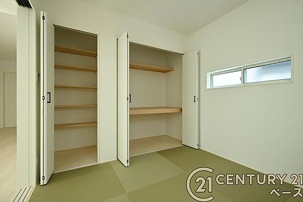 ■現地撮影写真■和室にも収納スペース完備!