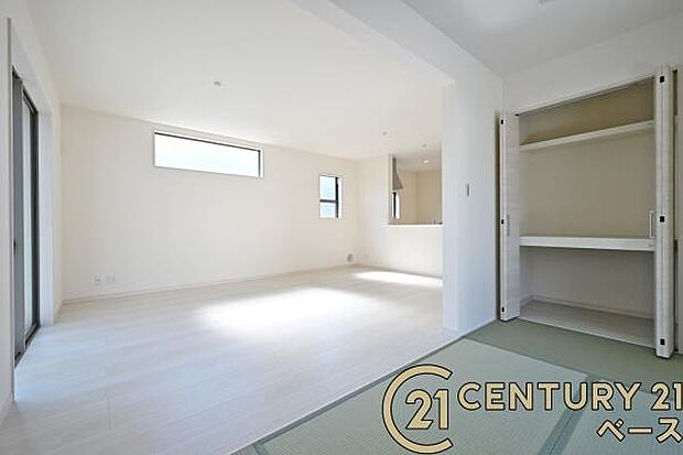 ■現地撮影写真■和室にも収納スペース完備!