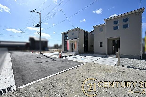 ■現地撮影写真■道路と高低差の少ないフラットな敷地です!