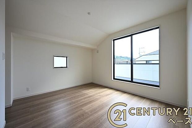 ■現地撮影写真■日当たりのよい明るい雰囲気の洋室です!