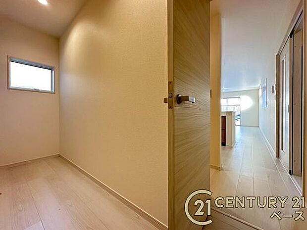 ■現地撮影写真■こちらは1階廊下部分です!