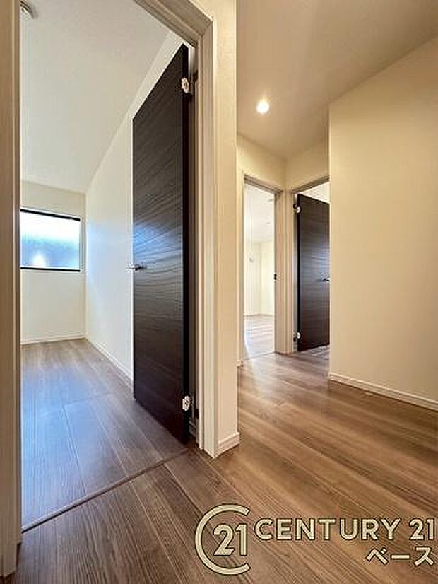 ■現地撮影写真■こちらは2階廊下部分です!