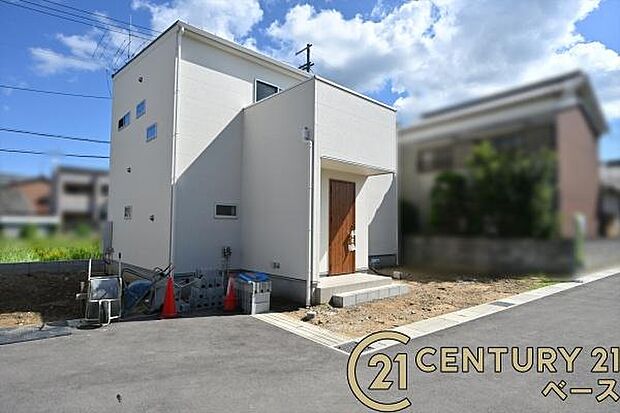 ■現地撮影写真■小学校が徒歩圏内に近接!子育て家族も安心のエリア!