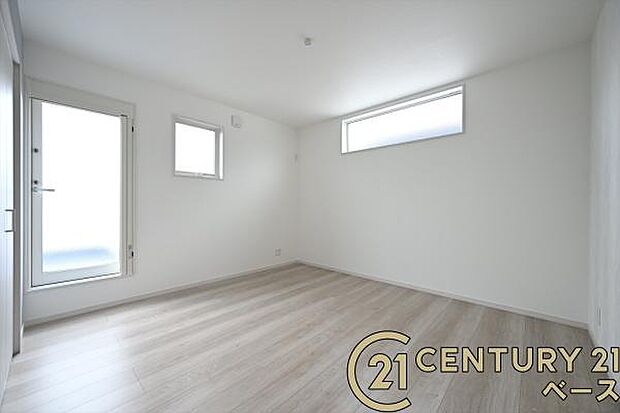 ■現地撮影写真■日当たりのよい明るい雰囲気の洋室です!