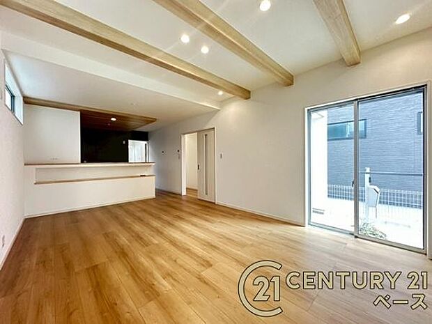 ■現地撮影写真■家計と環境に優しい!一部窓には断熱性・保温性に優れたペアガラスを使用しています!