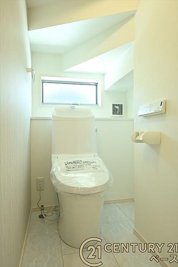 ■現地撮影写真■1・2階ともに清潔感ある綺麗なお手洗を完備!